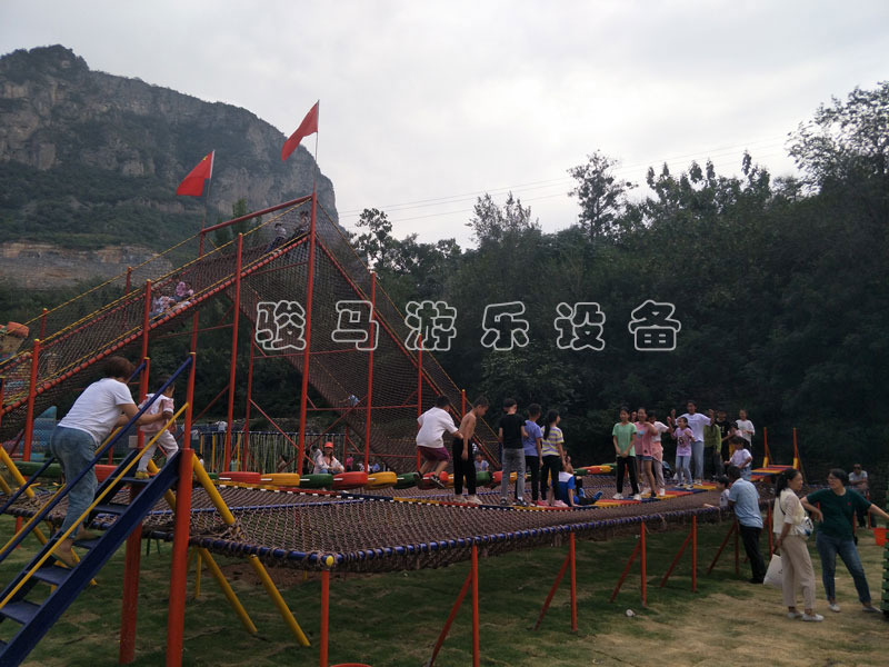 游樂設(shè)備戶外拓展