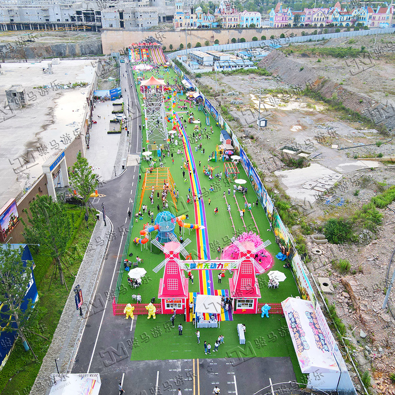 戶外網(wǎng)紅無(wú)動(dòng)力親子樂(lè)園